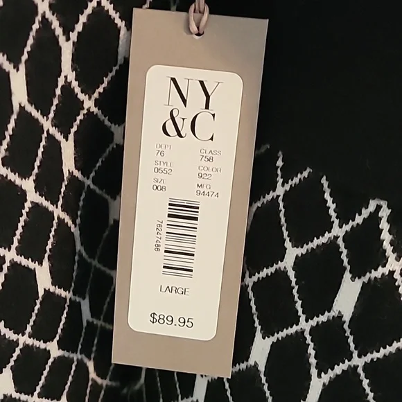 NY& Co Sweater Dress - Picture 4 of 11